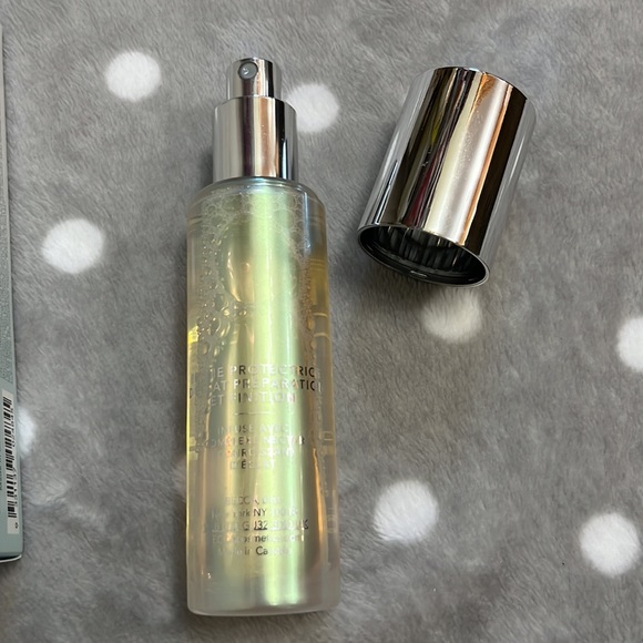 Becca Glow Shield Prime & Set Mist - Picture 4 of 5